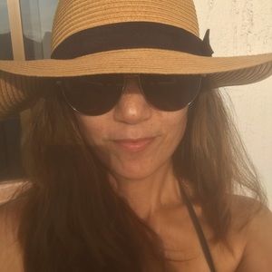 Meet your Posher, Robin